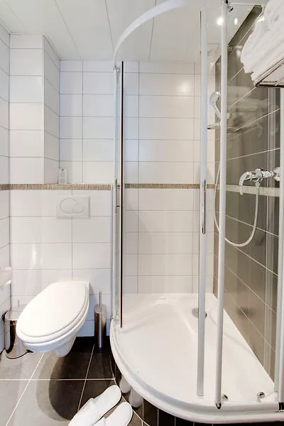 Hotel Source