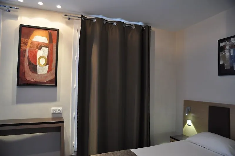 Source Hotel 3*