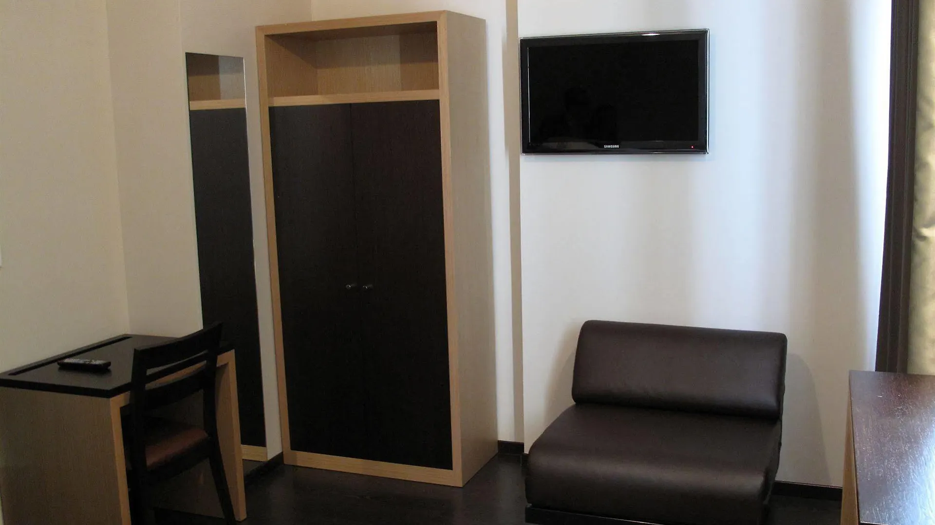 Hotel Source 3*